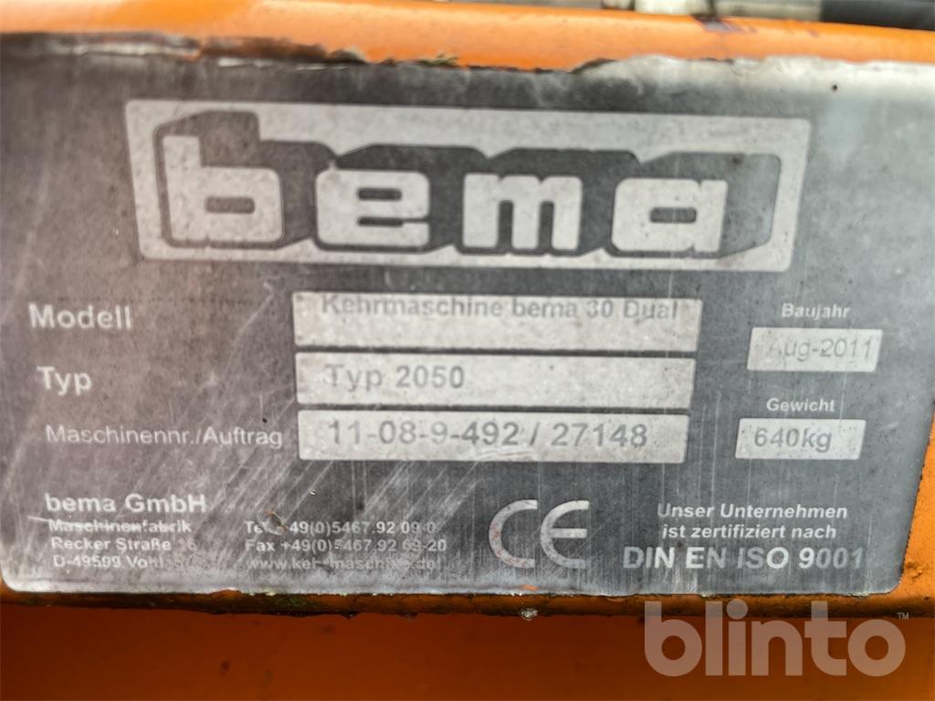 Kehrmaschine BEMA 30 Dual Typ 2050