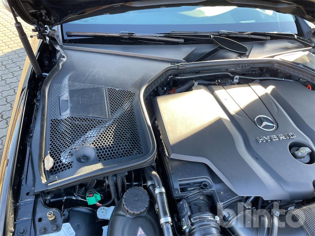 PKWs 2015 Mercedes-Benz C300H