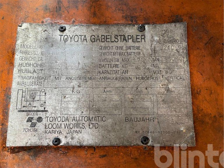 Gabelstapler 1991 Toyota FBM 25