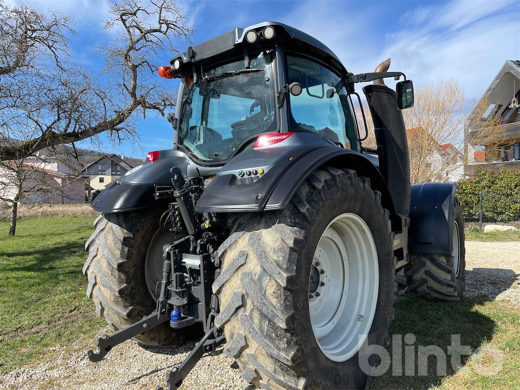 Traktor 2015 Valtra T214 S