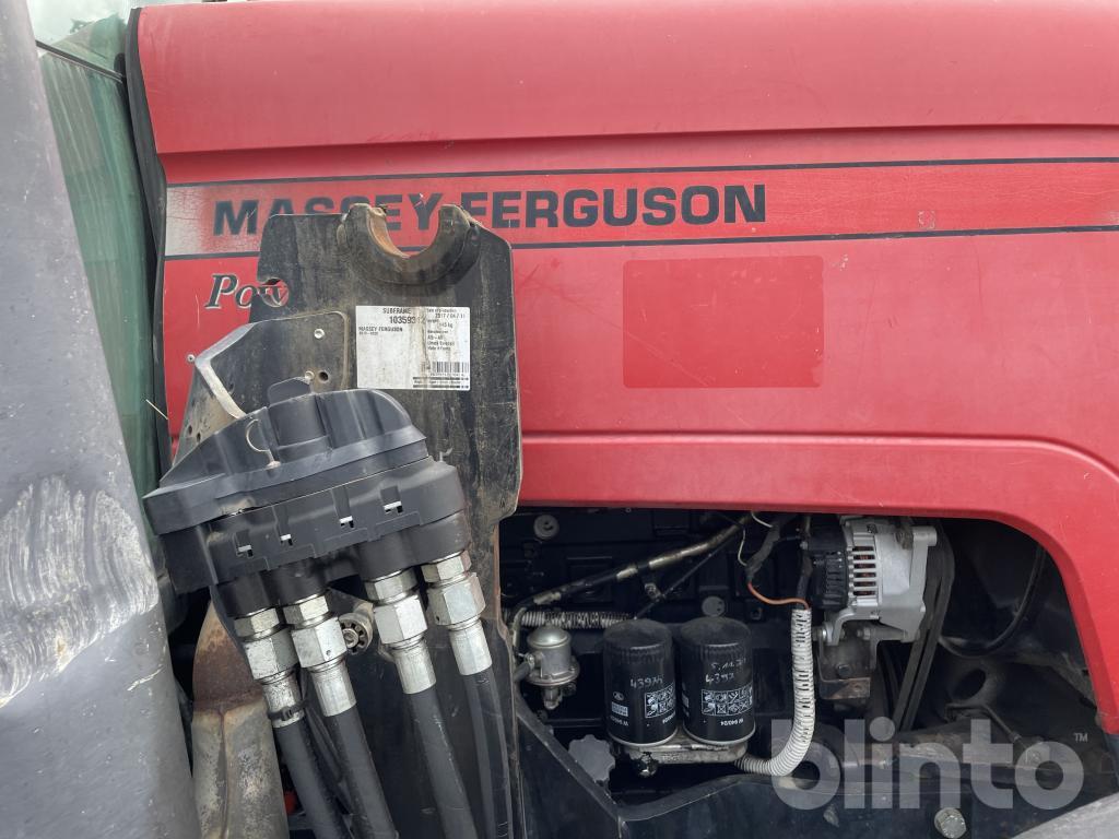 Traktor 2001 Massey Ferguson 8220