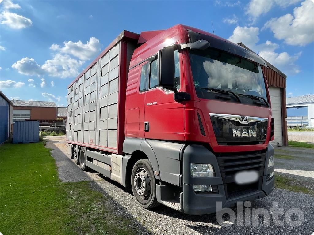 LKW Viehtransporter 2018 MAN Truck TGX 26.420 6x2