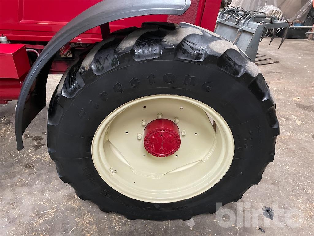 Traktor IHC 1255 Oldtimer (BJ 1981)